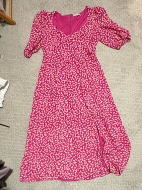 Wayf Hot Pink Floral V-Neck Midi Dress